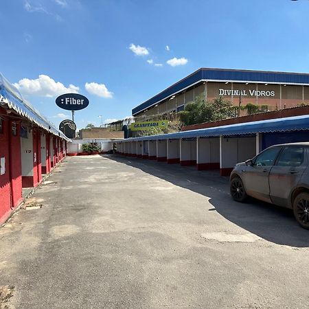 Motel Power เบโลโอรีซอนชี ภายนอก รูปภาพ